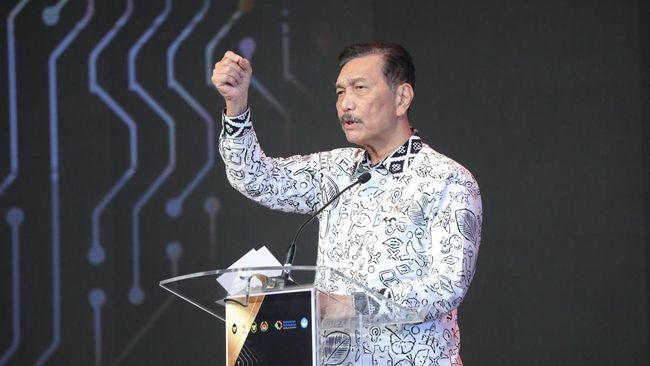 Anak Buah Luhut, Alasan di Balik Wacana Kewarganegaraan Ganda