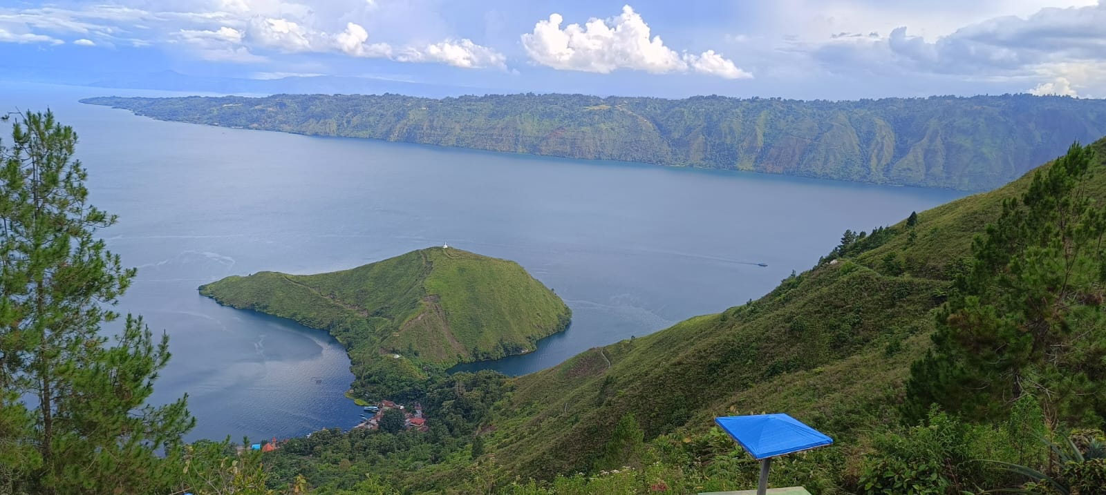 Wisata Gratis Bukit Dona Danau Toba, Keindahannya cocok untuk wisatawan yang Intagramble
