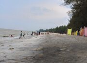Pantai Romantis di Sergai Jadi Pilihan Liburan Keluarga
