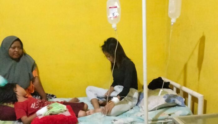 Ratusan Warga Seibamban Sergai Keracunan Usai Makan Nasi Rantangan Pesta
