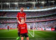MU juarai Piala FA setelah tekuk Manchester City 2-1