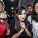Sandra Dewi Bakal Susul Suami, Lemas Usai Jalani Pemeriksaan