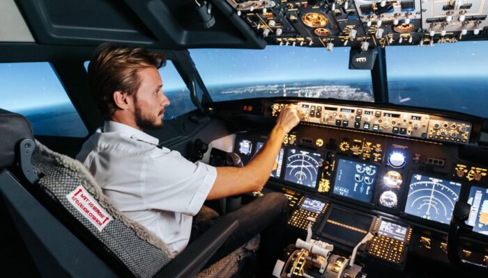 Segini Kisaran Biaya Sekolah Pilot di Indonesia, Minat?