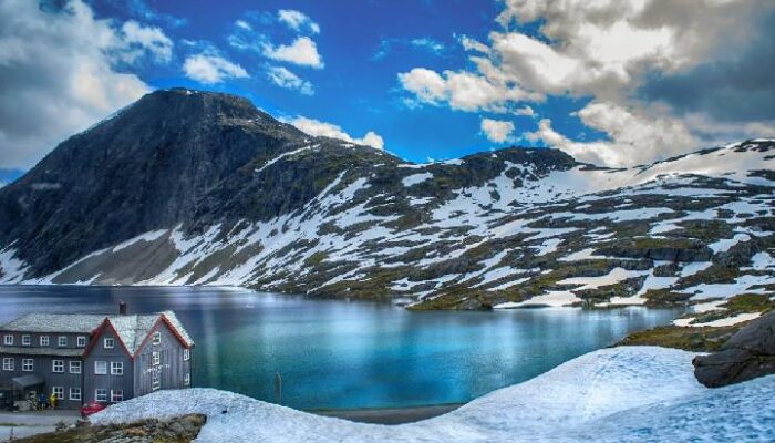 Negara Terdingin di Dunia ini, minusnya sampai 50 derajat celcius