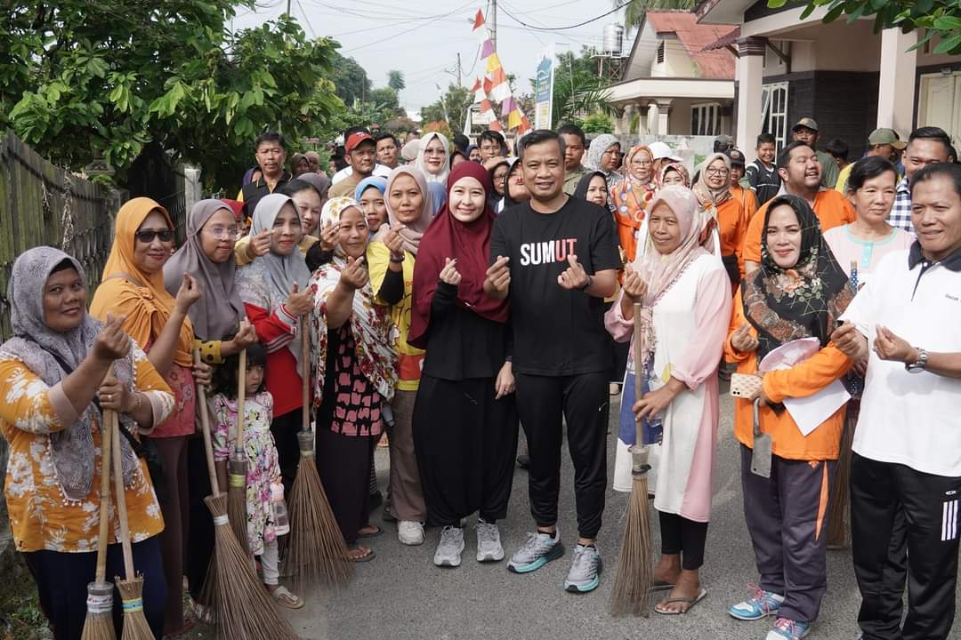 Pj. Wali Kota Tebing Tinggi Aktif Dalam Jumat Bersih dan Kunjungi Posyandu Prima