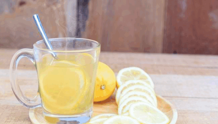 Ini Cara Menurunkan Asam Urat dengan Air Lemon