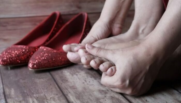 Neuropati Perifer: Jari Kaki Kesemutan dan Mati Rasa