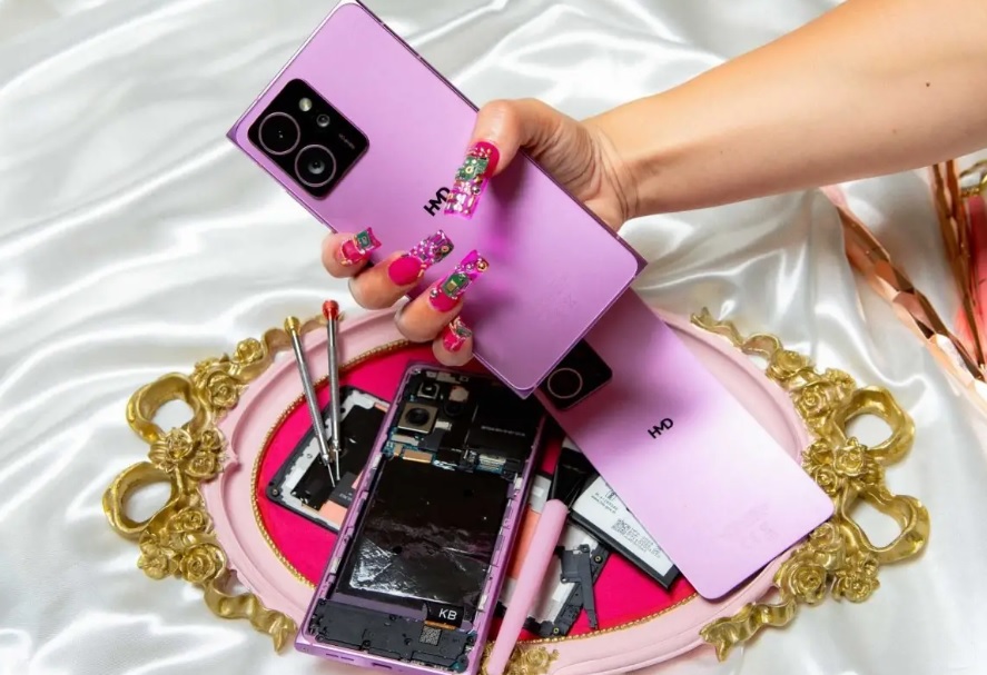 Nokia Kembali, Pamerkan HMD Skyline yang bisa Dibongkar Pasang