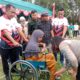 Darma Wijaya Sentuh Hati Warga, Serahkan Kursi Roda di Tengah Meriahnya Turnamen Sepak Bola