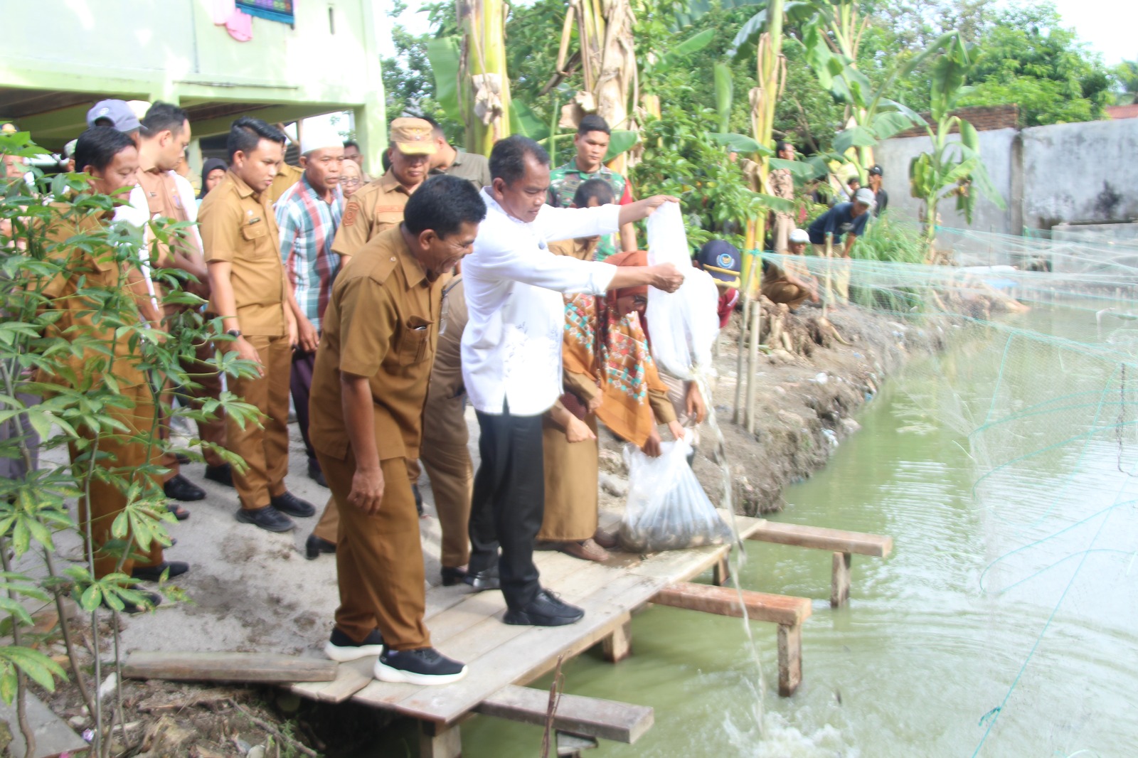 Sergai Pacu Produksi Ikan, 8 Pokdakan Terima Bantuan DAK