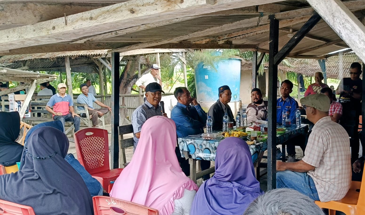 Dukungan Petani, Nelayan Desa Sentang dan Bogak Besar Minta Darma Wijaya Lanjutkan
