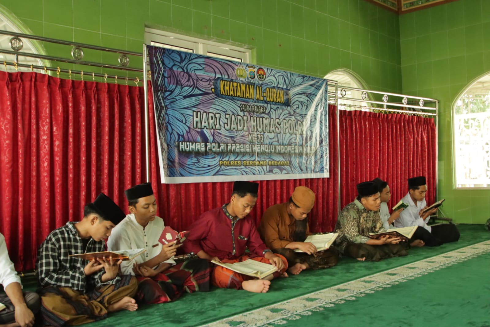 Polres Sergai Gelar Khatam Al-Qur'an Sambut HUT Humas Polri ke-73