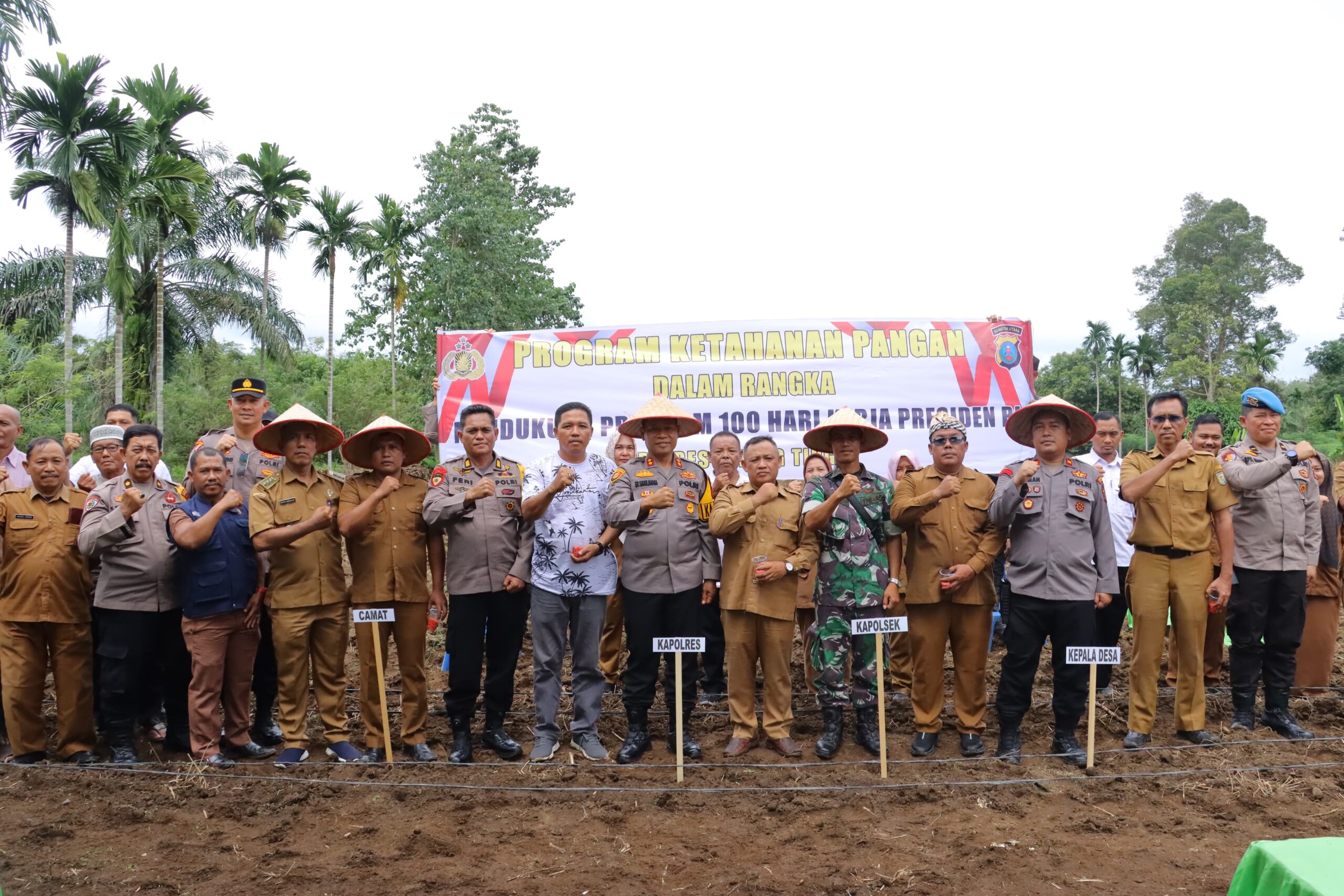 Kapolres Tebing Tinggi Tanam Jagung Perdana Dukung Ketahanan Pangan