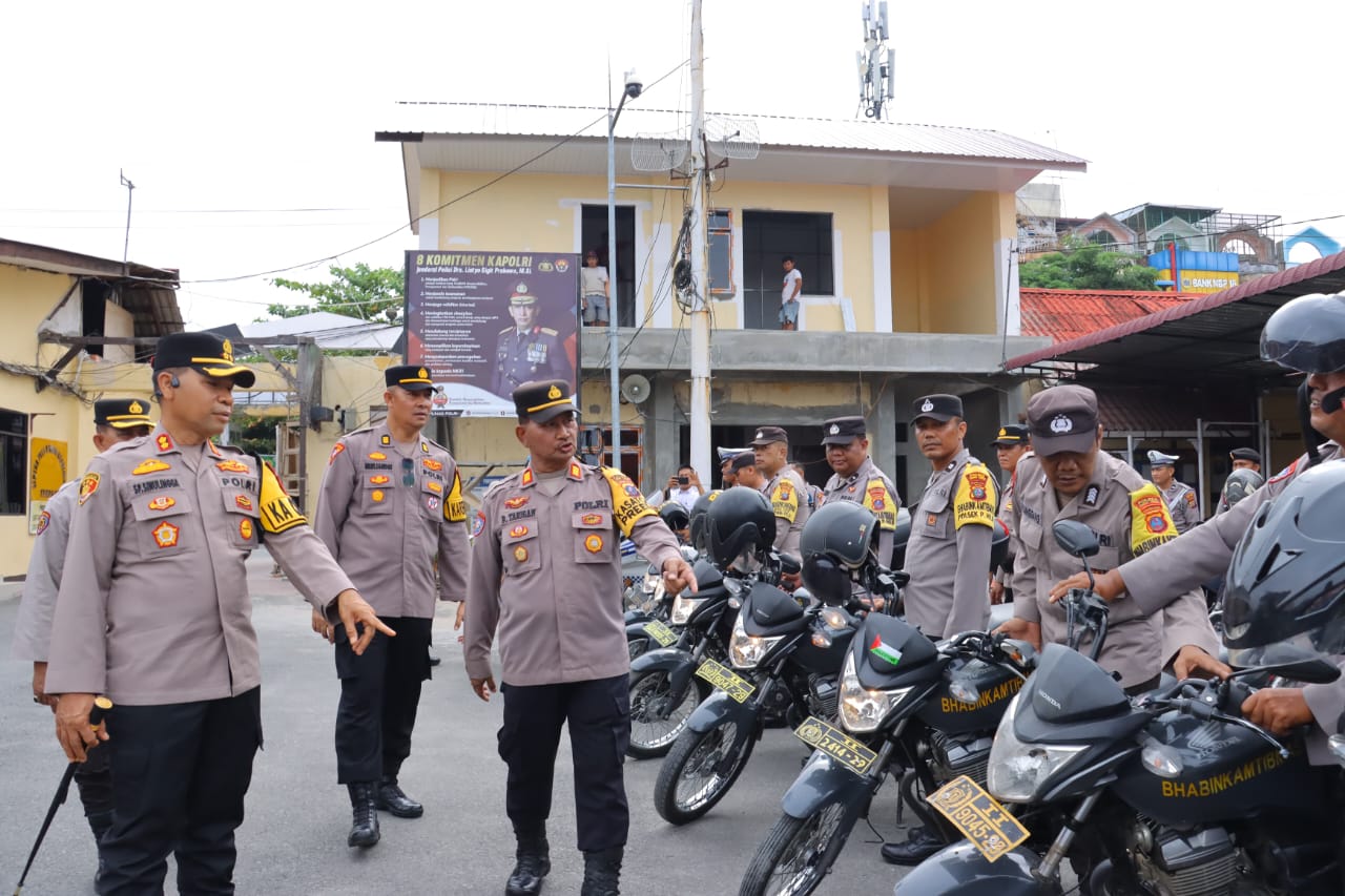 Kapolres Tebing Tinggi Pimpin Apel Pengecekan Randis