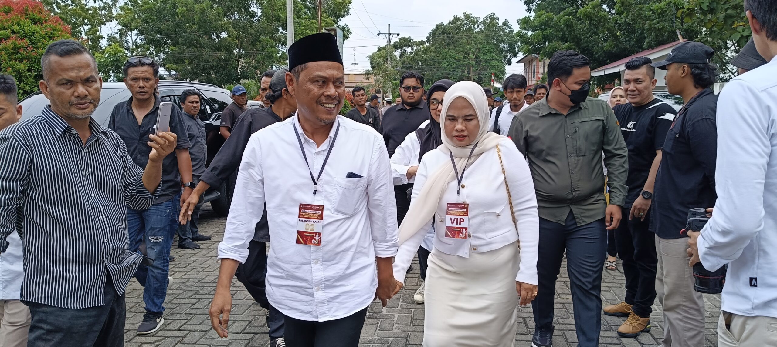 Paslon 02 Walikota Tebing - Tinggi Peduli Lingkungan Siap Lakukan Revolusi Kebersihan