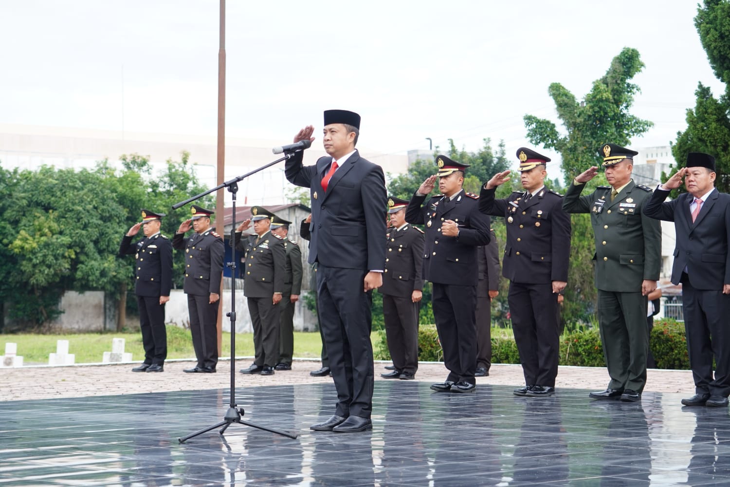 Pj. Walikota Tebing Tinggi Pimpin Upacara Peringatan Peristiwa 13 Desember 1945