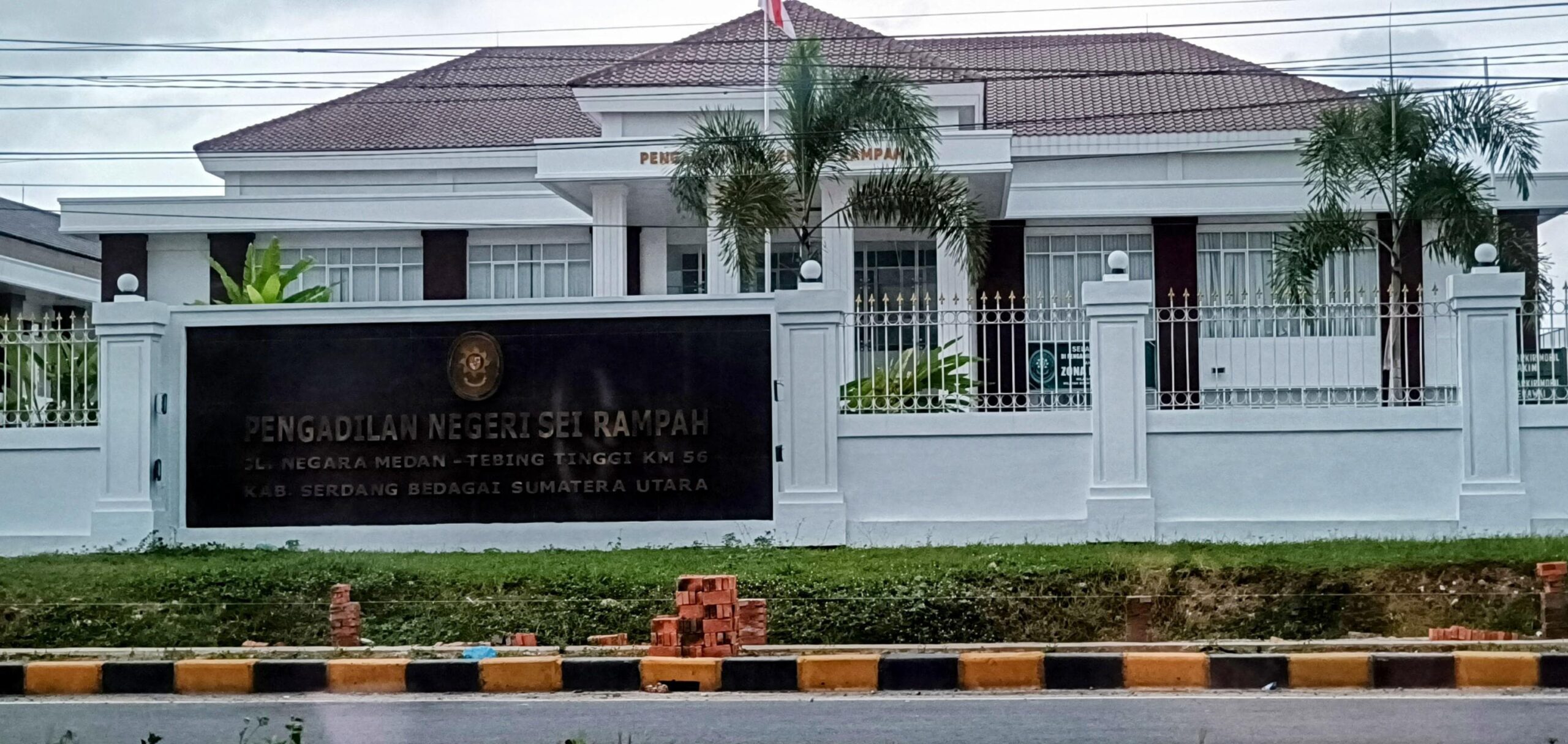 Kala Banding Eks Kepala Desa Pasar Baru Divonis Dua Tahun,Jonizar SH: Putusan Hukum ini Inkrah, Jabatan Kades Harus Diganti