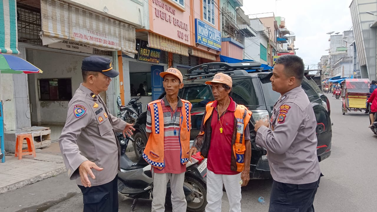 Polres Tebing Tinggi Sambangi Warga Dalam Ops Lilin Toba 2024