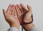 Pergantian Tahun, Umat Muslim Dianjurkan Membaca Doa Akhir Tahun, Ini Lafadz Doanya