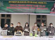 Kejari Sergai Musnahkan Ratusan Barang Bukti Kasus Narkoba dan Kriminalitas