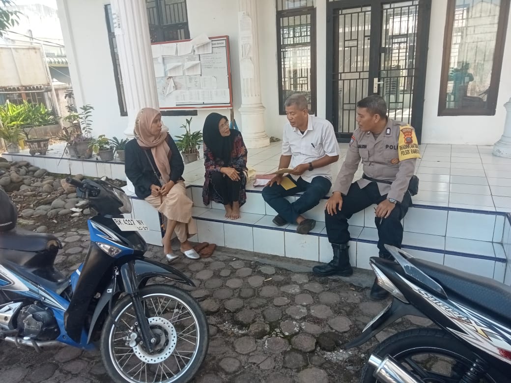Giat Sambang Polsek Rambutan Berikan Himbauan Kamtibmas Pada Warga