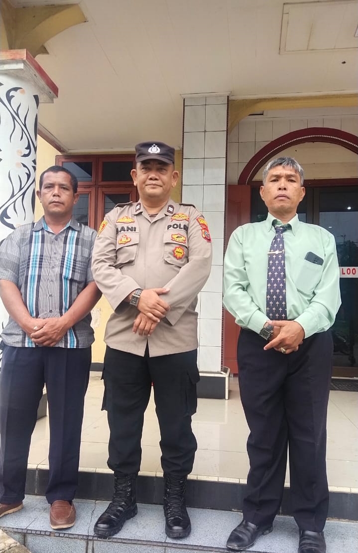 Dibeberapa Gereja, Polsek Padang Hulu Berikan Pengamanan Ibadah Minggu
