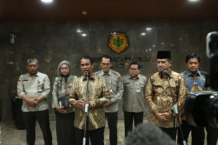 HET Dilanggar, Mentan Amran Ancam Tindakan Tegas Distributor Nakal
