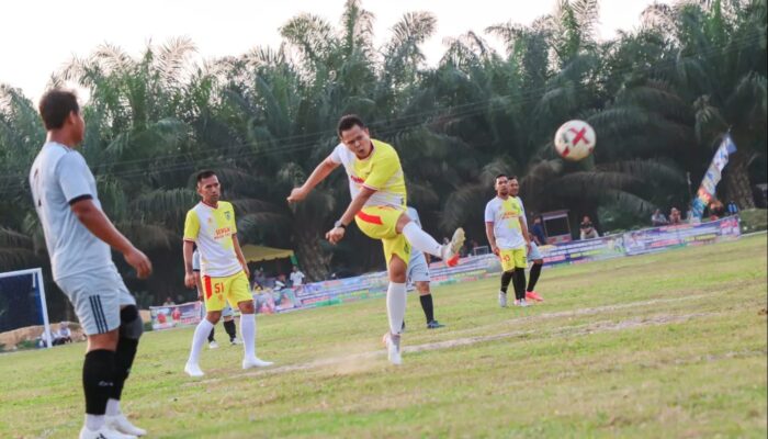 Olahraga Sepak Bola Tingkatkan Kesehatan Fisik dan Mental, Berdampak Pada Perputaran Ekonomi Lewat UMKM