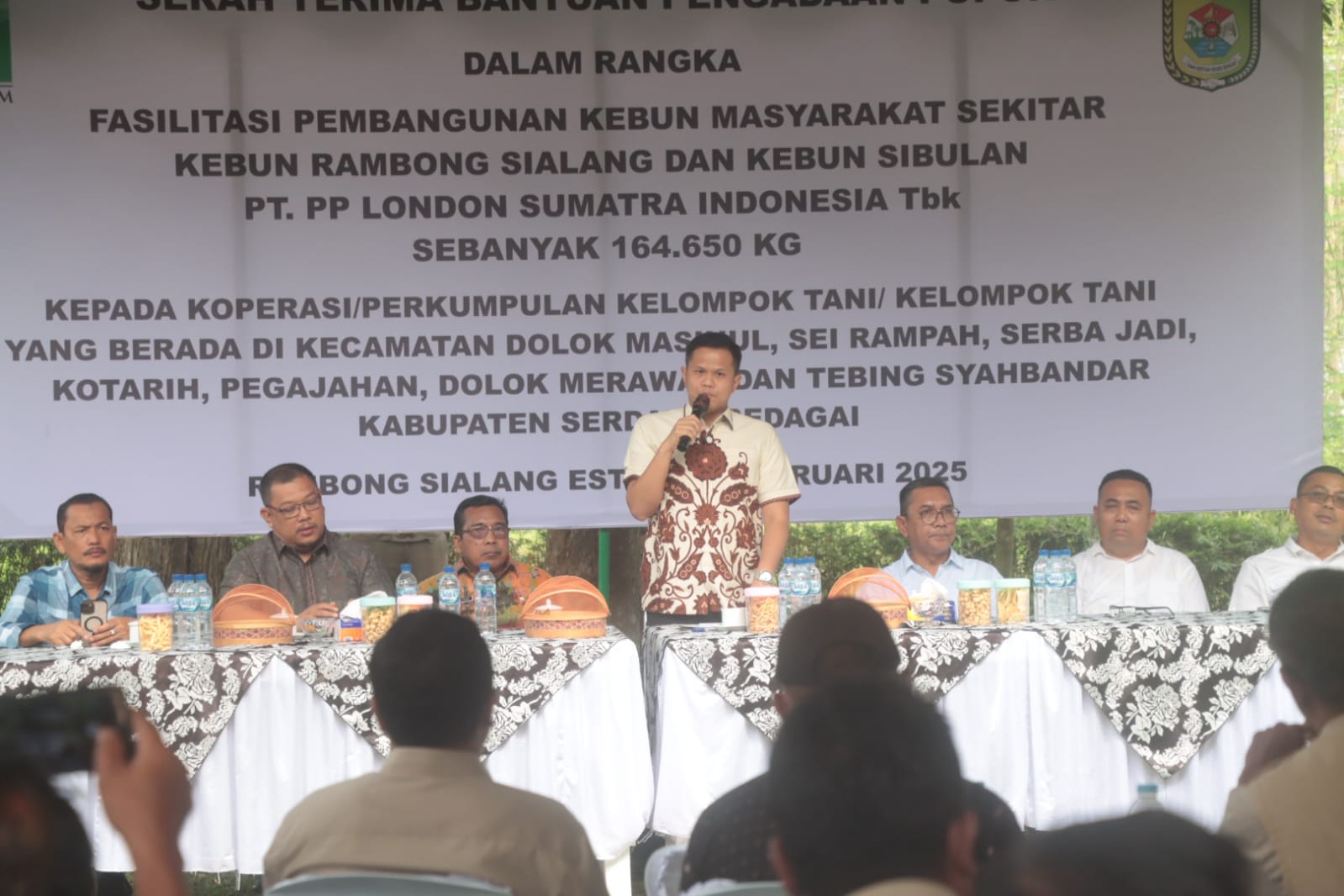 PT Lonsum Bantu 164 Ton Pupuk untuk Petani, Adlin Tambunan Apresiasi