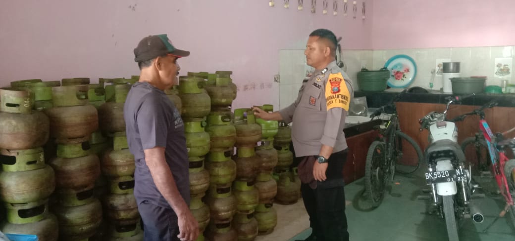 Polsek Tebing Tinggi Monitoring ke Pangkalan Gas Elpiji 3 Kg