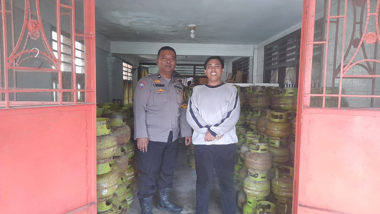 Polsek Rambutan Pantau Penyaluran Gas Elpiji 3 Kg di Wilkumnya