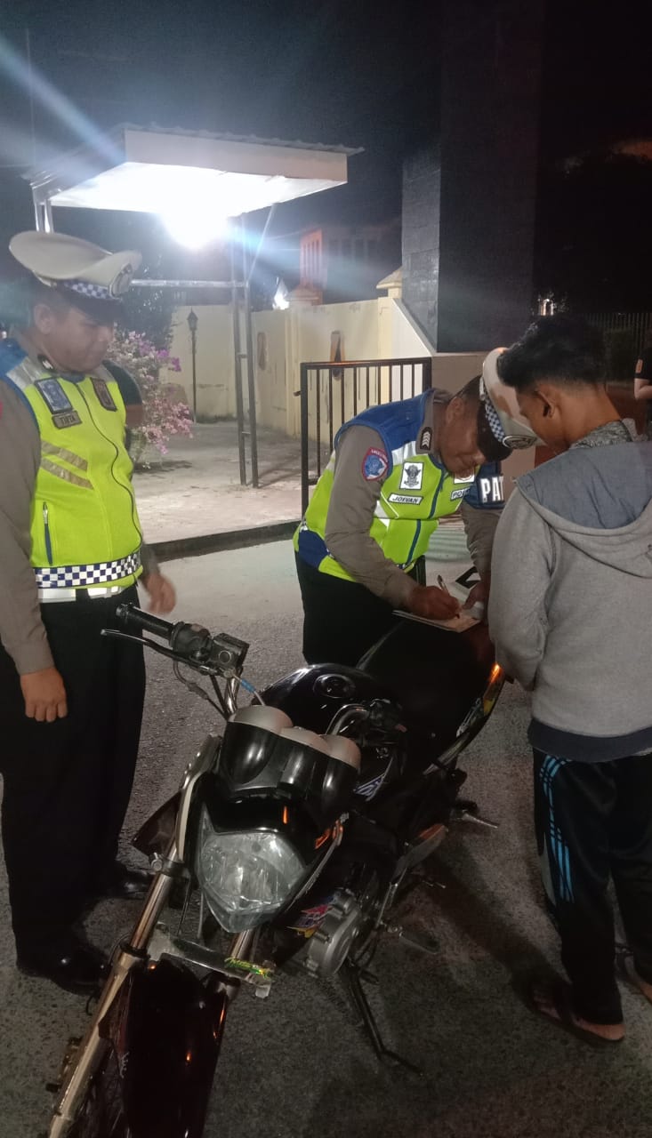 Tim Patroli Polres Tebing Tinggi Amankan Kenderaan Berknalpot Brong