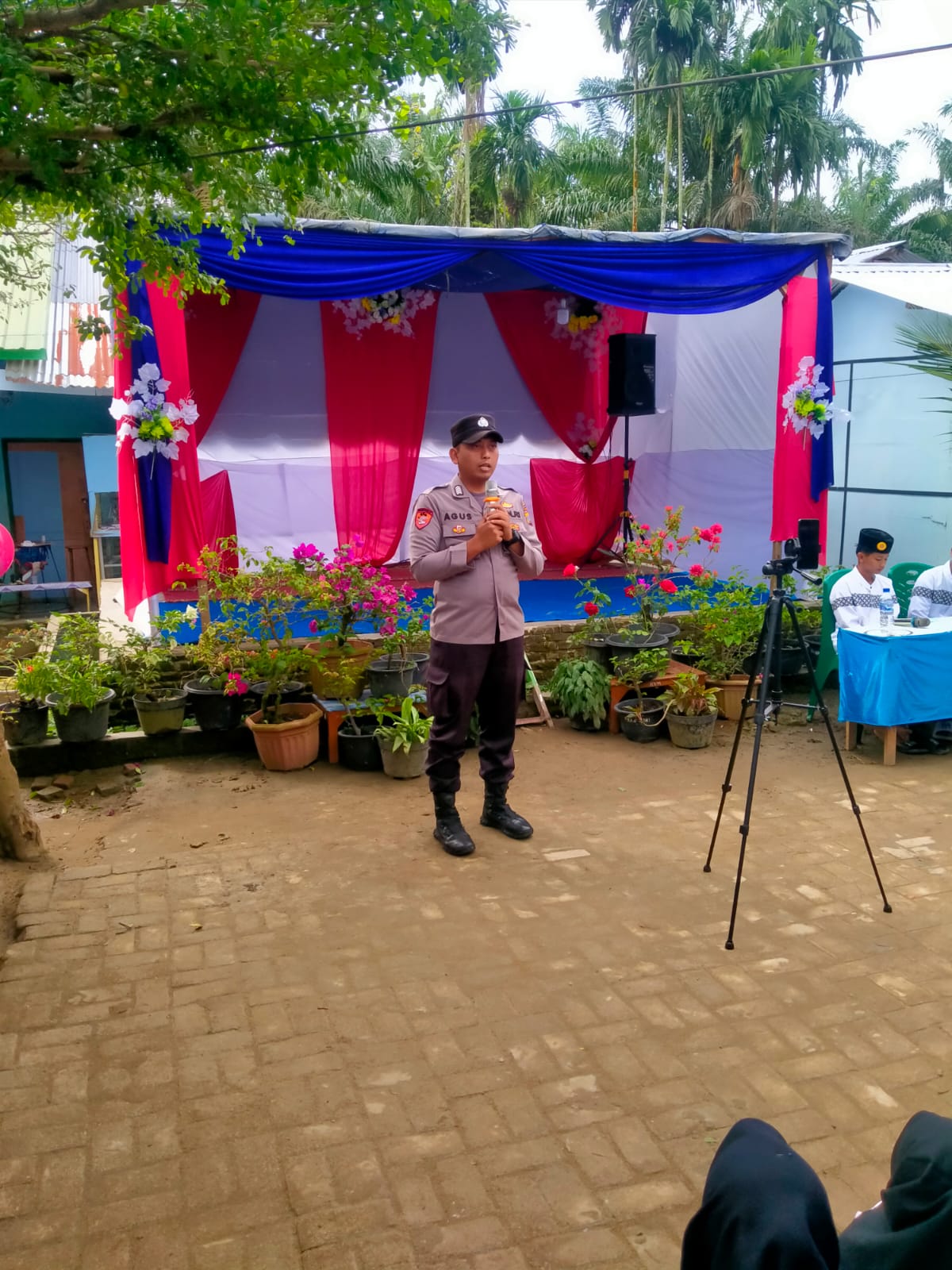 Polsek Sipispis Hadiri Peringatan Isra’ Mi’raj di Yayasan Yunus Albanat