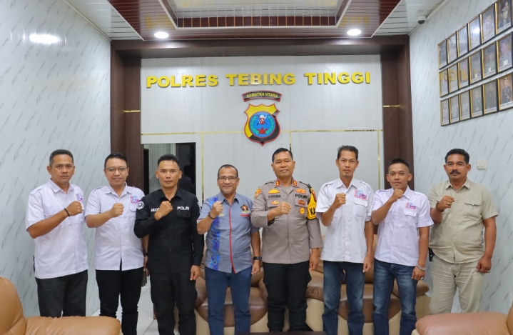 Sambut Audiensi, Kapolres Tebing Tinggi Terima Pengurus SMSI Dengan Penuh Keakraban