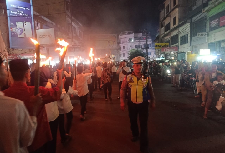 Sambut Ramadhan, Polres Tebing Tinggi Pengamanan Pawai Obor dan Doa Bersama