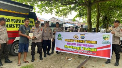 Polres Tebing Tinggi Berbagi Takjil di Ramadhan Penuh Keberkahan, Masyarakat Senang dan Apresiasi Polres Tebing Tinggi Berbagi Takjil di Ramadhan Penuh Keberkahan, Masyarakat Senang dan Apresiasi