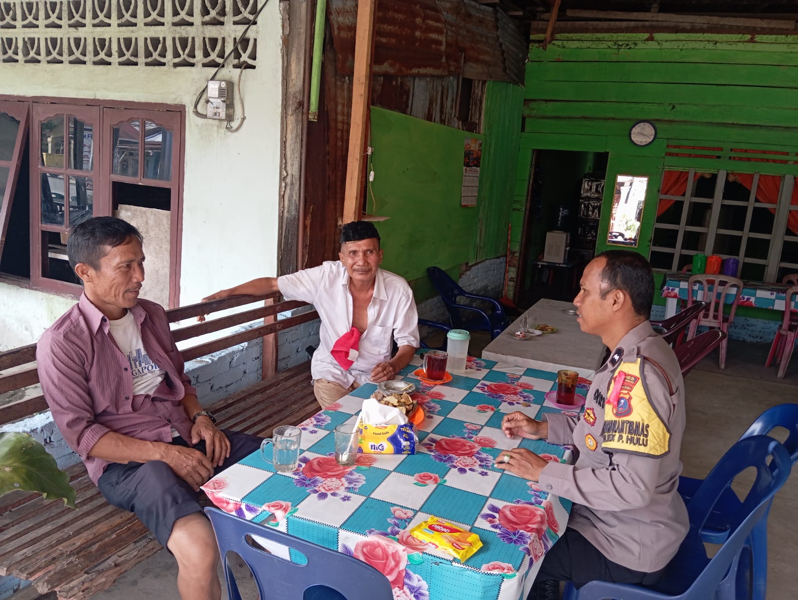 Polsek Padang Hulu Sambang dan Penyuluhan Kamtibmas di Lubuk Raya