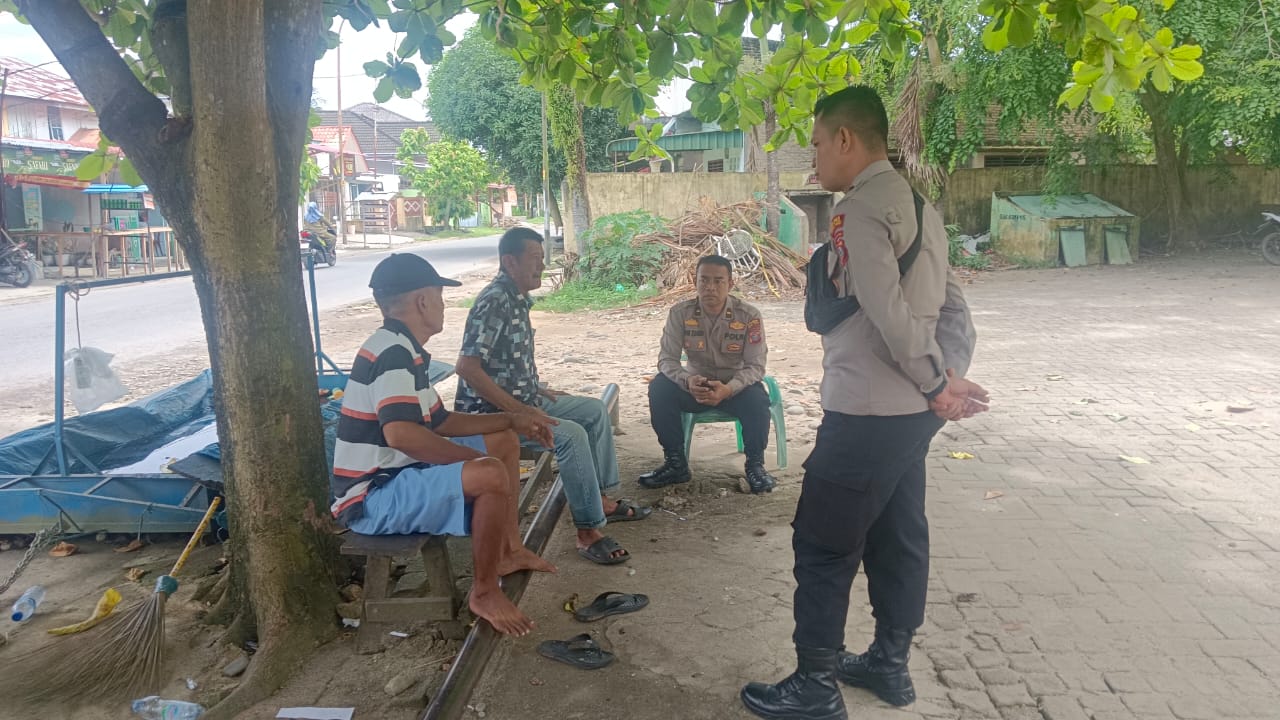 Demi Keamanan, Sat Binmas Polres Tebing Tinggi Sambangi Warga Kelurahan Rambung