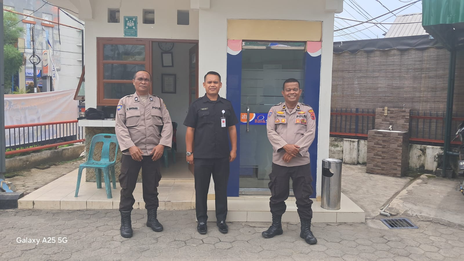 Giat Sambang, Polres Tebing Tinggi Ingatkan Satpam Bank Sumut Syariah Tetap Humanis dan Waspada