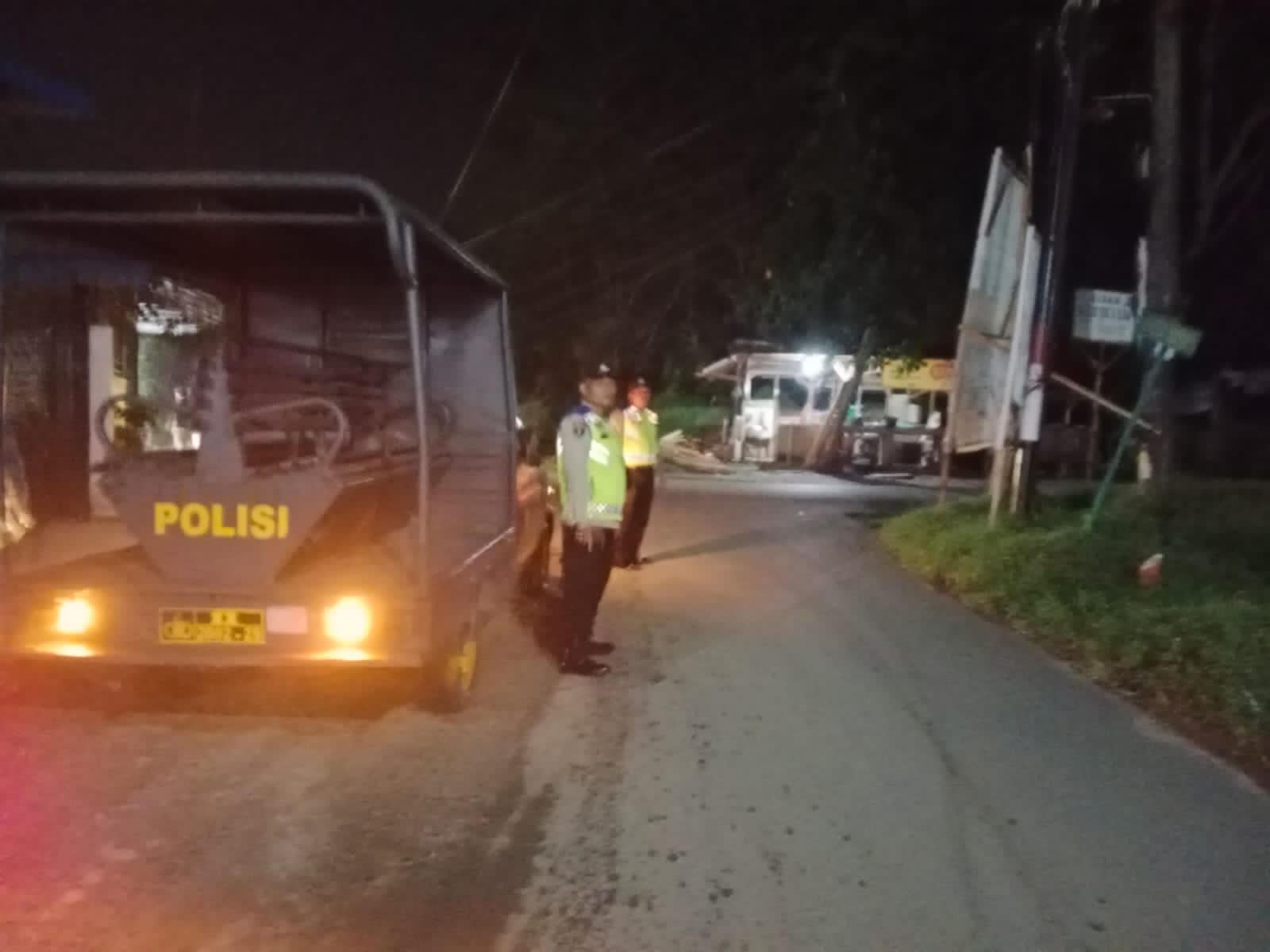Antisipasi 3C dan Balap Liar, Polsek Padang Hilir Aktifkan Patroli Blue Light