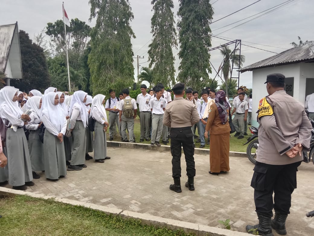 Pasca Ujian, Polsek Sipispis Imbau Siswa Kelas XII SMA Negeri 1 Untuk Jaga Ketertiban