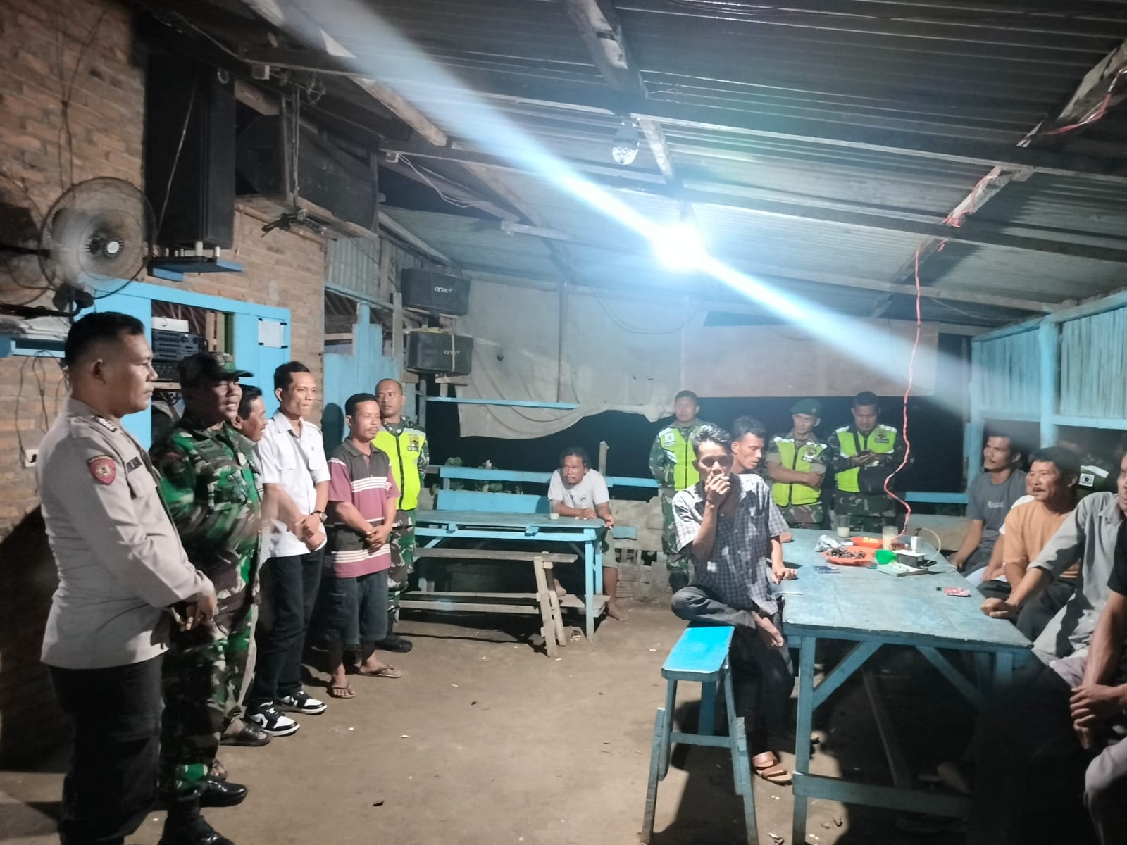 Sinergi TNI-Polri, Polsek Bandar Khalipah dan Koramil 12/BKH Laksanakan Patroli Skala Besar