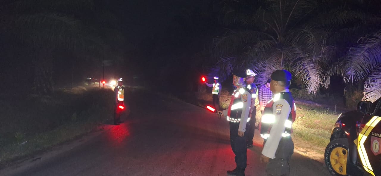 Berantas Gemot dan Bali, Polres Tebing Tinggi Aktifkan Patroli Blue Light