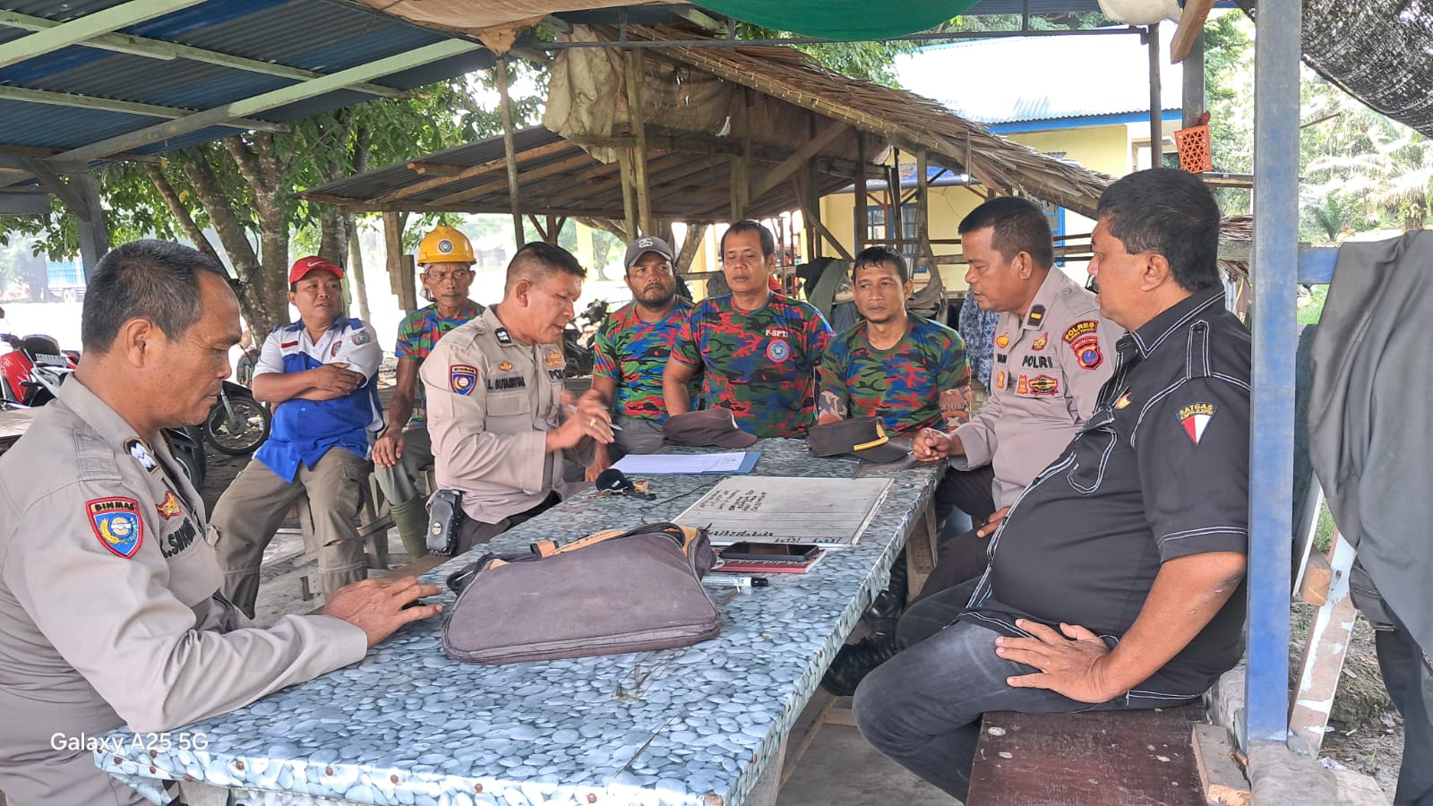 Sambut May Day, Sat Binmas Polres Tebing Tinggi Gandeng Pengurus FSPTI dan KSBSI