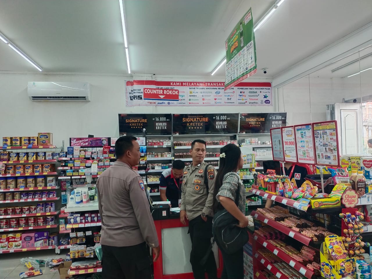 Karyawan Mini Market Diberikam Himbauan Sat Binmas Polres Tebing Tinggi Terkait Kamtibmas