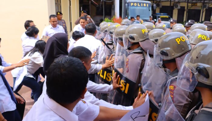 Latihan Dalmas, Kapolres Tebing Tinggi Tekankan Profesionalisme dan Kesiapsiagaan Personel