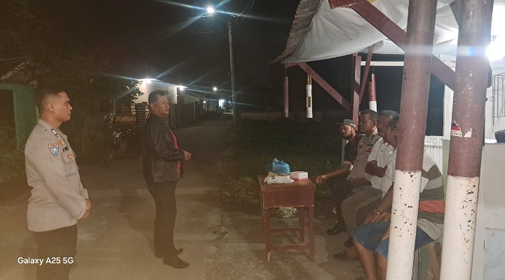 Tinjau Pos Satkamling, Sat Binmas Polres Tebing Tinggi Ajak Petugas Tingkatkan Kebersamaan dan Kesiapsiagaan