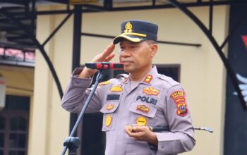 Di Upacara Bulanan, Kapolres Tebing Tinggi Tekankan Profesionalisme dan Penegakan Hukum