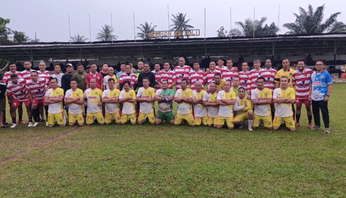 Bupati Sergai Dukung Sepak Bola Amal Kenang Suharto AD