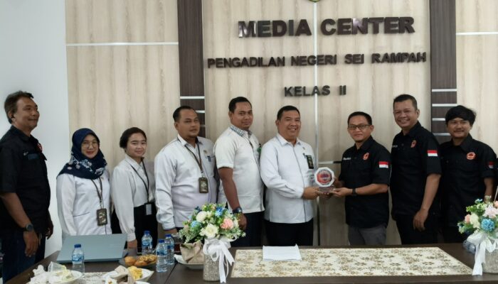 Audiensi Forwakum Bangun Sinergitas, PN Sei Rampah Tegaskan Media Pilar Demokrasi